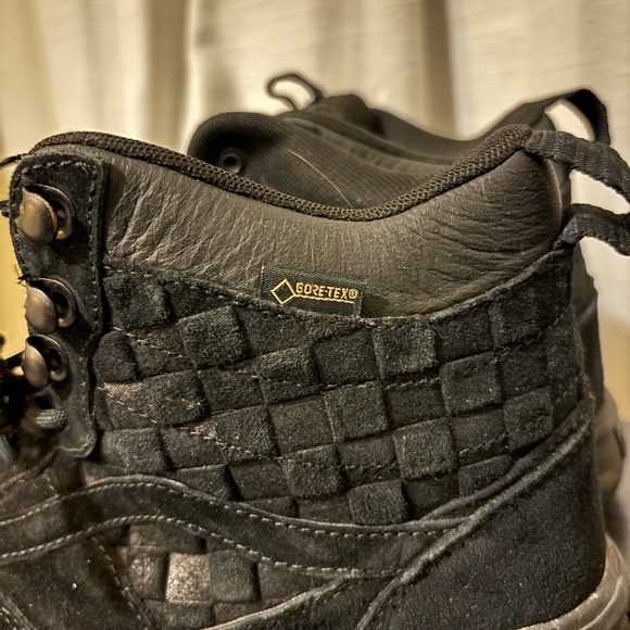 Vans Checker Gore-Tex Hiking Boots - Picture 2 of 6